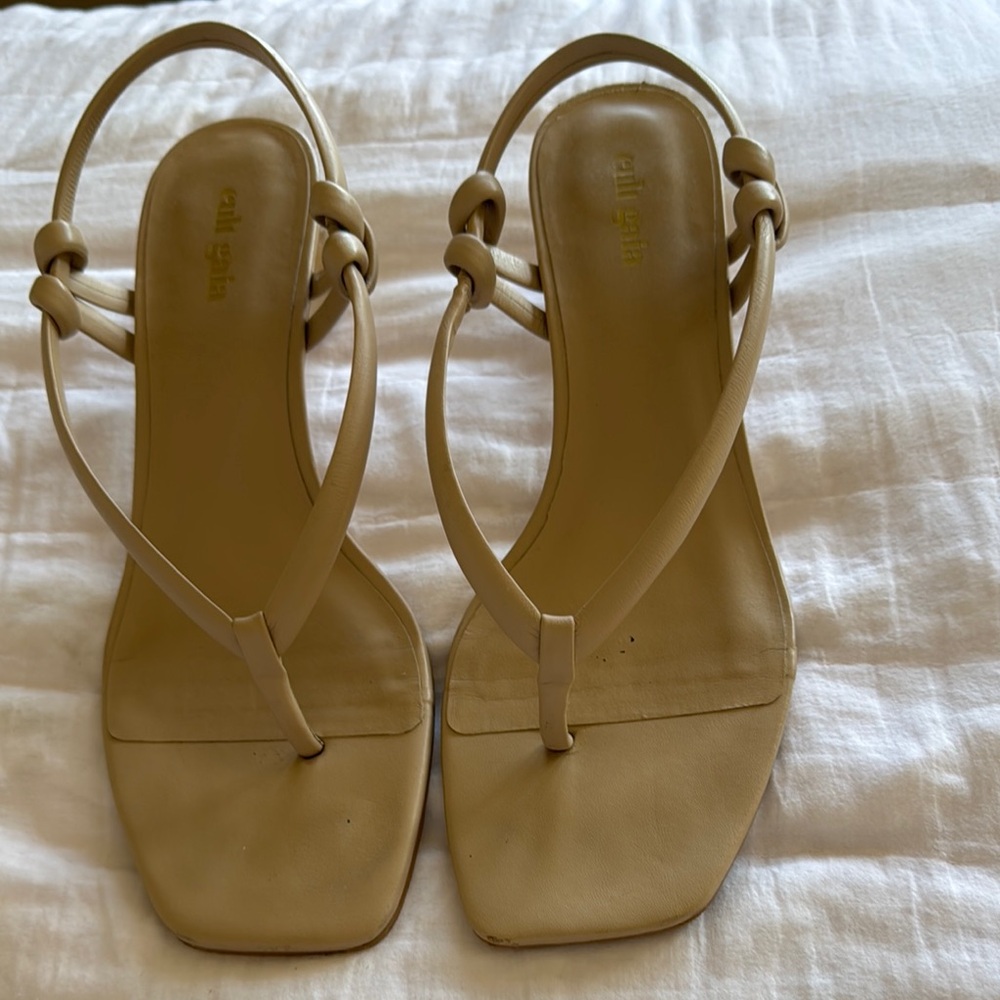 Cult Gaia Tan Women’s Thong Sandals